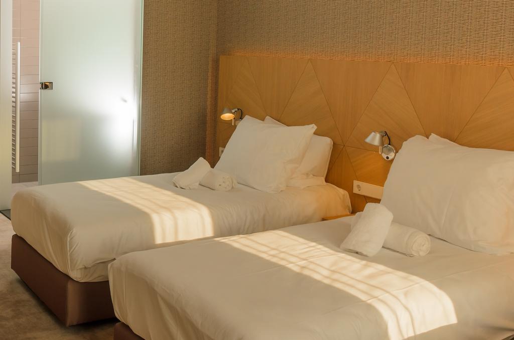 Amadi Panorama Hotel Ámsterdam Habitación foto